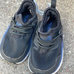 Baby puma sneakers